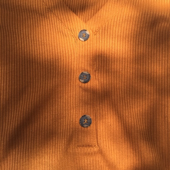 Chelsea & Violet Cardigan - Picture 2 of 5